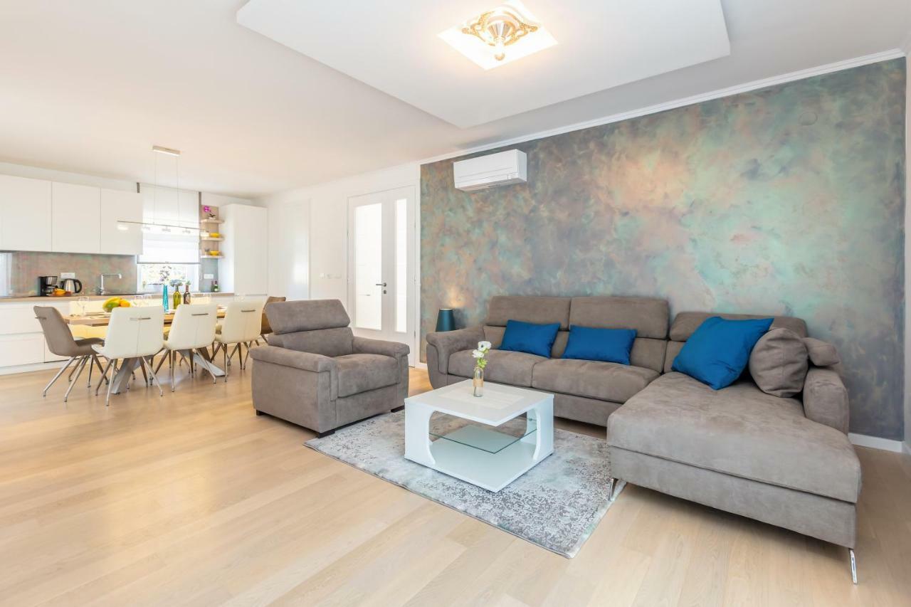 Villa Roko Malinska Exteriér fotografie