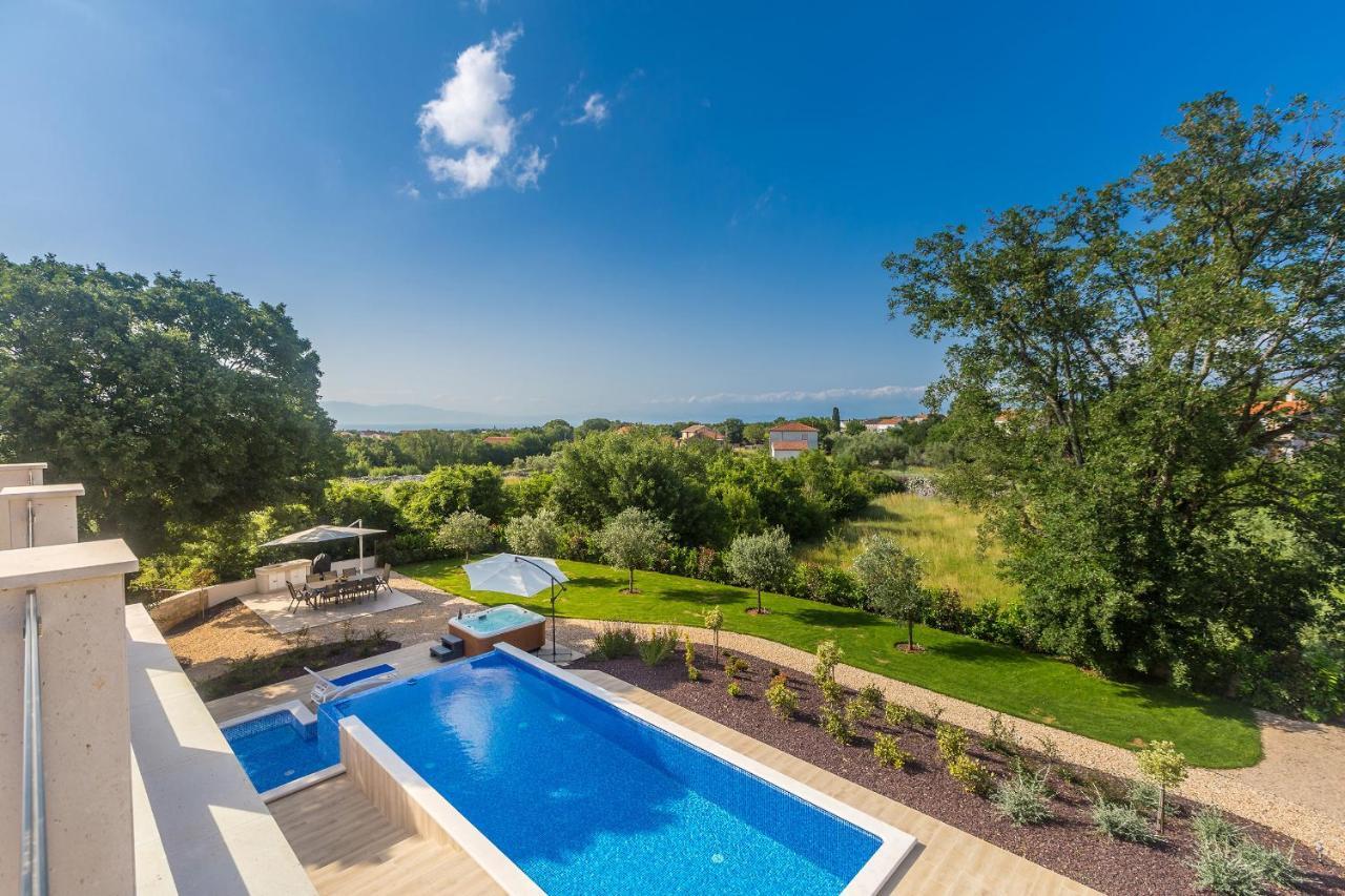 Villa Roko Malinska Exteriér fotografie