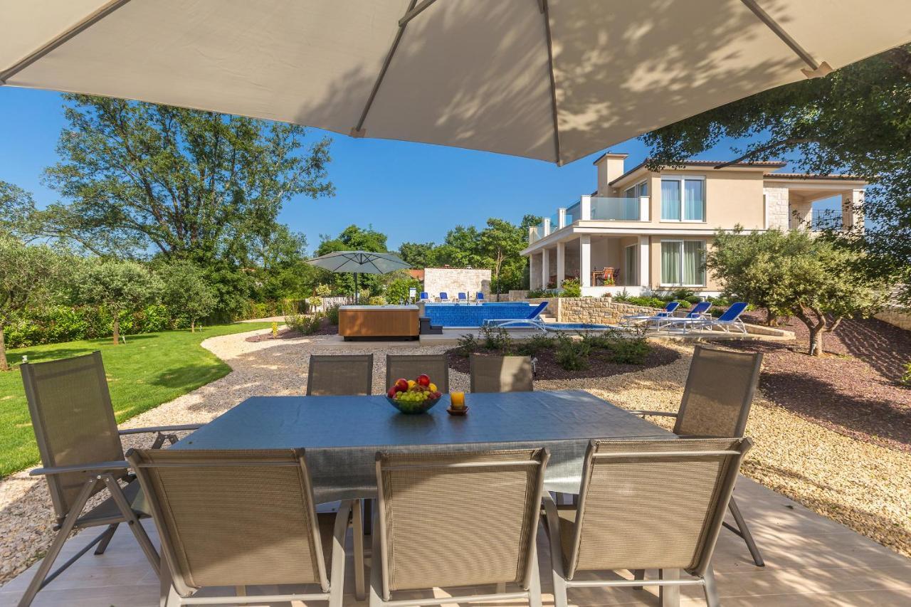 Villa Roko Malinska Exteriér fotografie